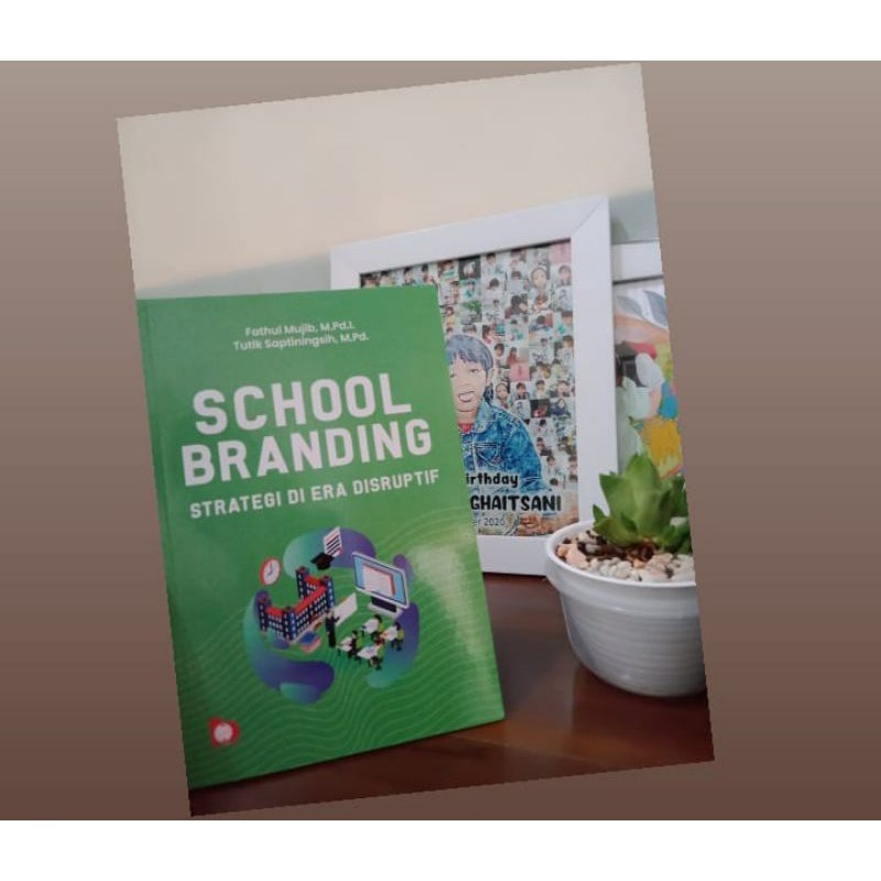 buku school branding