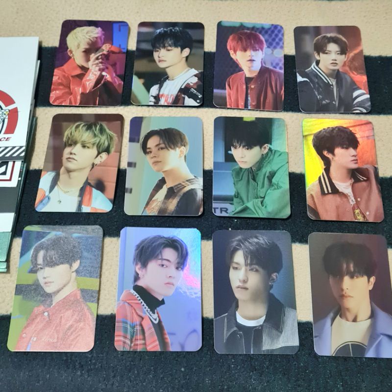 [SHARING] [Treasure Trace MD] Treasure - Official Lyrics Cards /Hologram Photocard yoshi junkyu haru