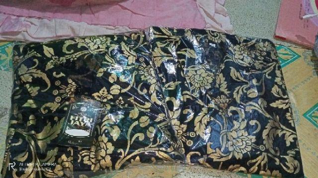 Batik Couple Batik Keluarga Ibu Ayah Dan Anak Maura Couple Sania Ruffle Modern ( Prada Bakung Gold )