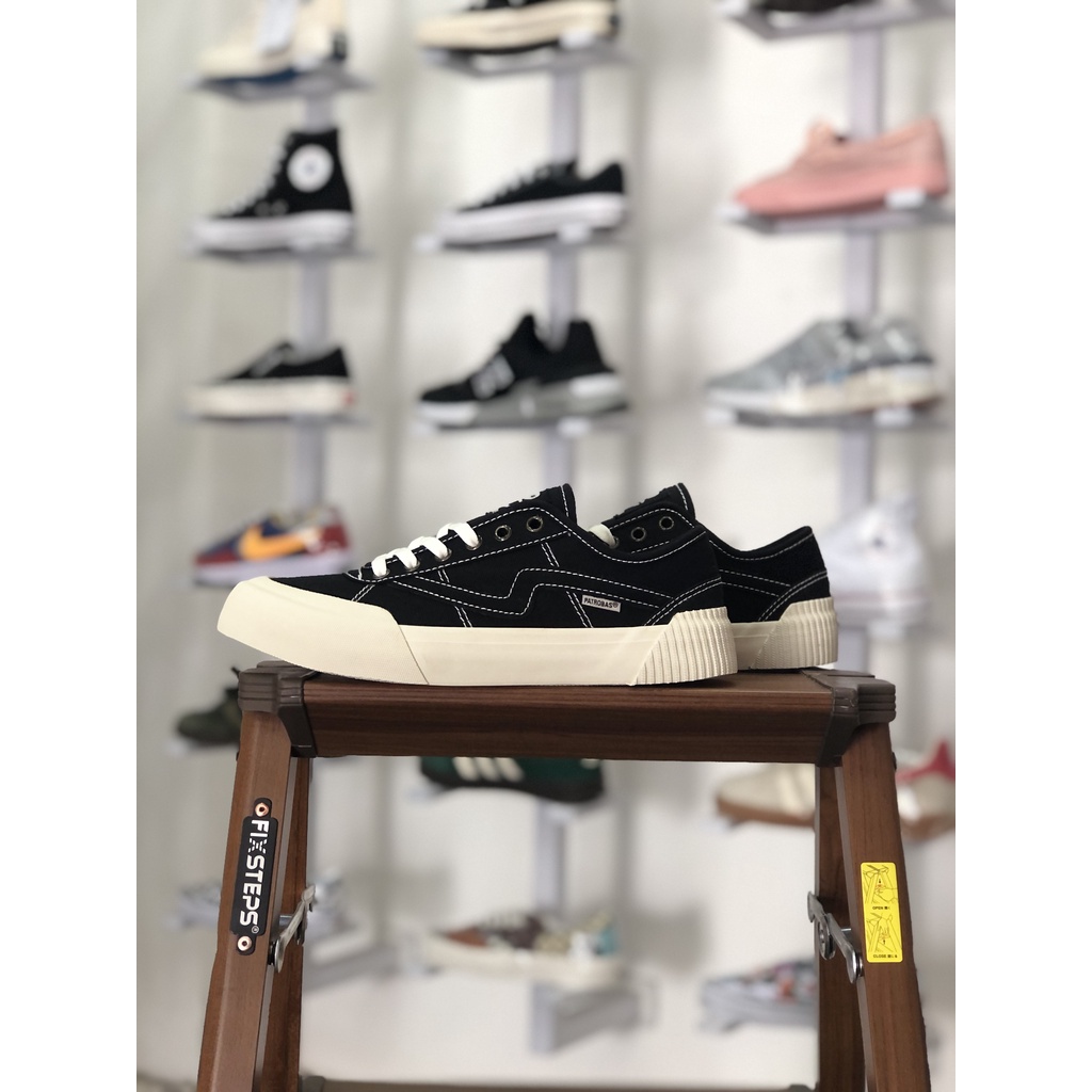 PATROBAS EQUIP LOW BLACK WHITE