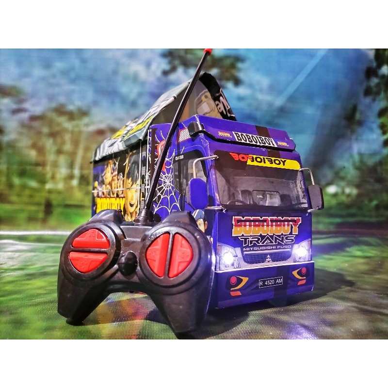 Miniatur Truk Oleng Remot