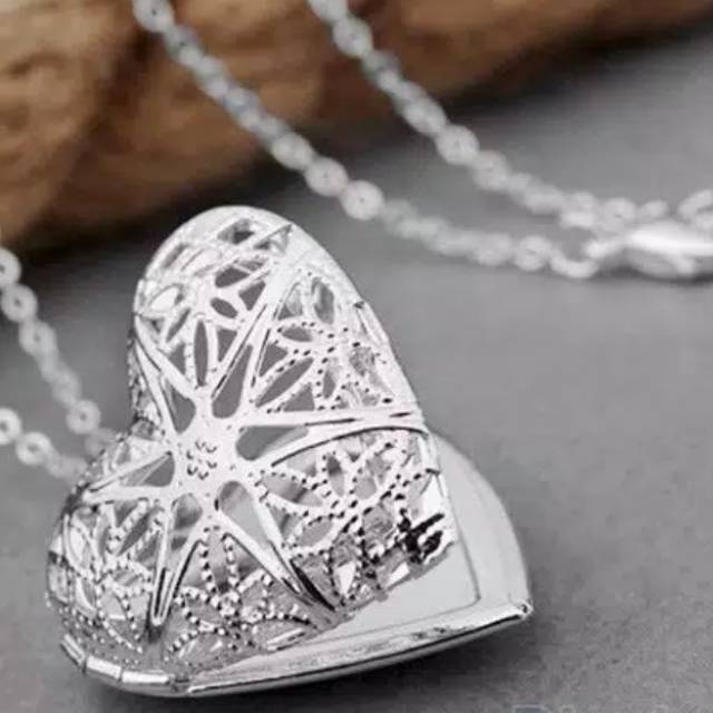 -ALLID- Kalung Love Foto Bisa Dibuka