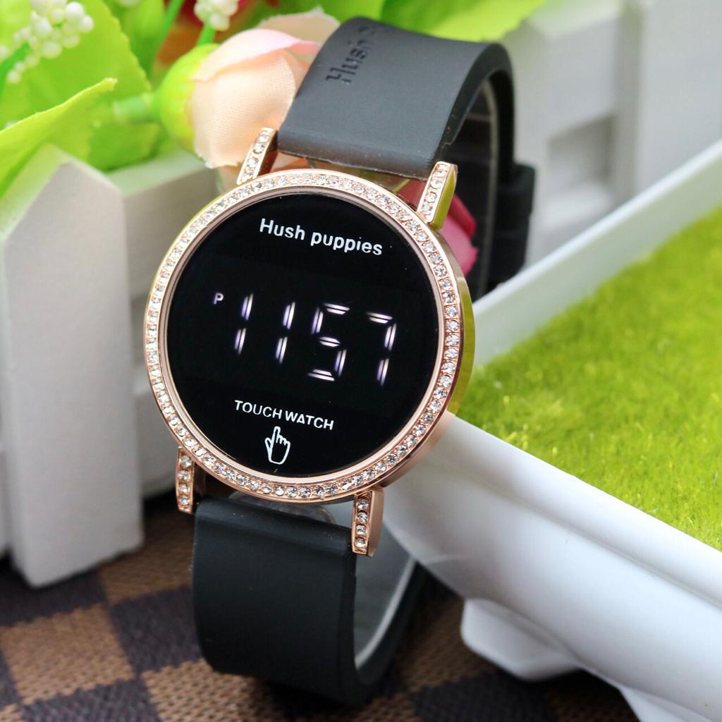 [DG] Jam Tangan Wanita Hush Puppies Hp6081 Digital LED Touchscreen Permata Tali Rubber