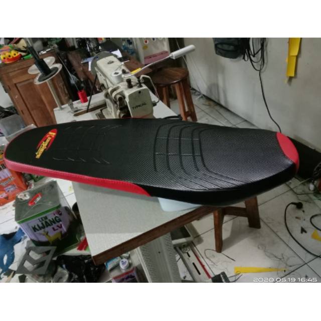 Jok slim Vario 125 old New 150 110 lis warna - Jok motor Vario modifikasi - Jok Honda Vario tinggal 