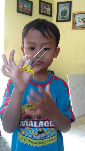 Sumpit Desain Kartun Bahan Stainless Steel Untuk Latihan Anak Balita