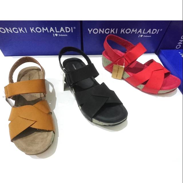  Sandal Yongki Komaladi  size 38 MERAH Shopee Indonesia