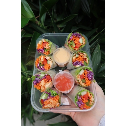 

salad sayur roll 8 Roll ( Veggei vietnam Roll)