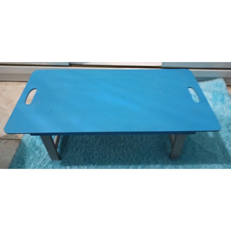 Meja Belajar Aesthetic