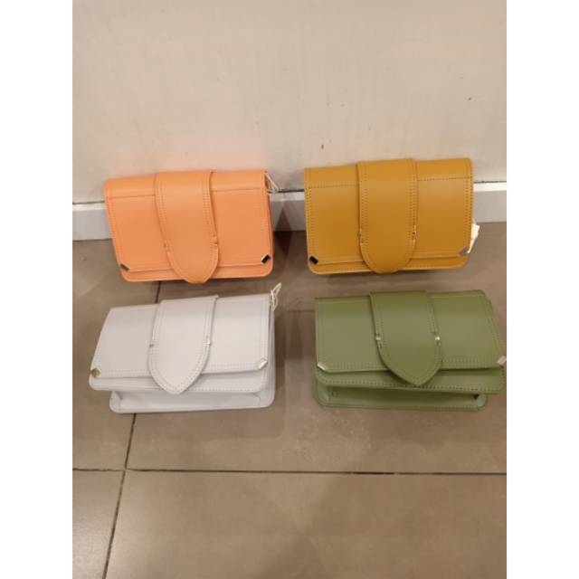 MINISO Sling bag  / Tas selempang