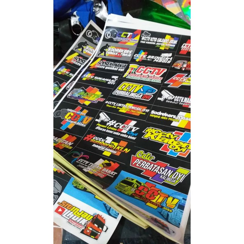 stiker CCTV truk oleng