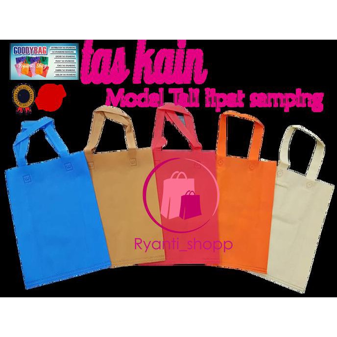 

Hott Promo (30X40X10 Cm) Tas Kain / Goodie Bag / Spunbond / Goody Polos