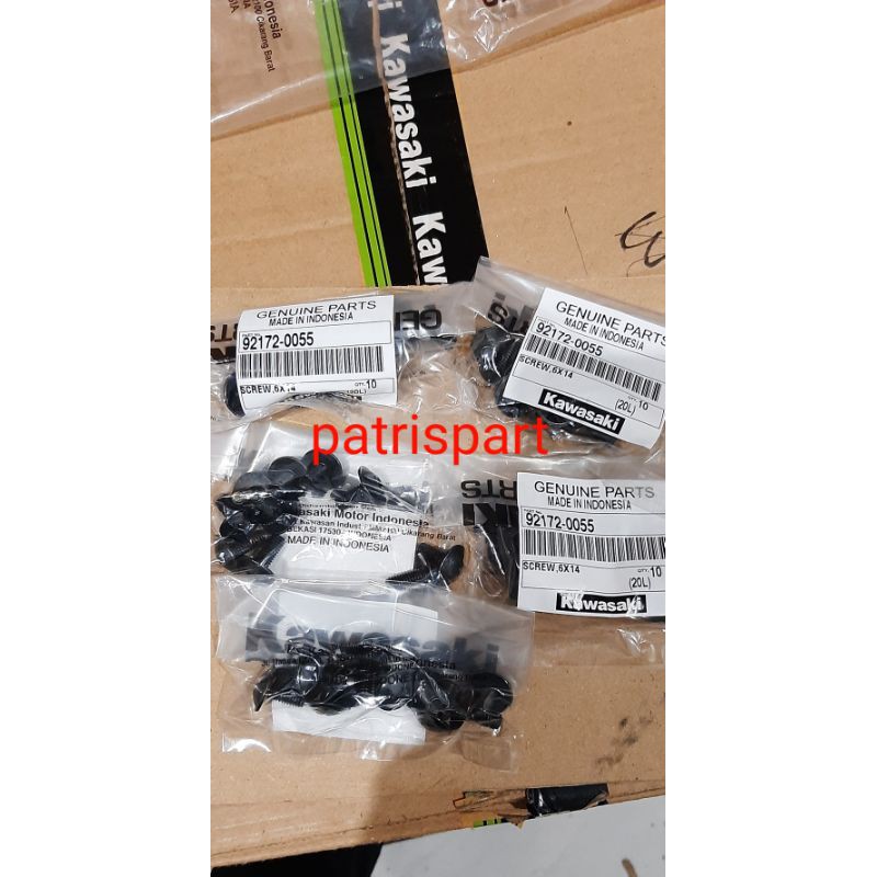 Baut baut bodi kawasaki ninja rr hitam original kawasaki