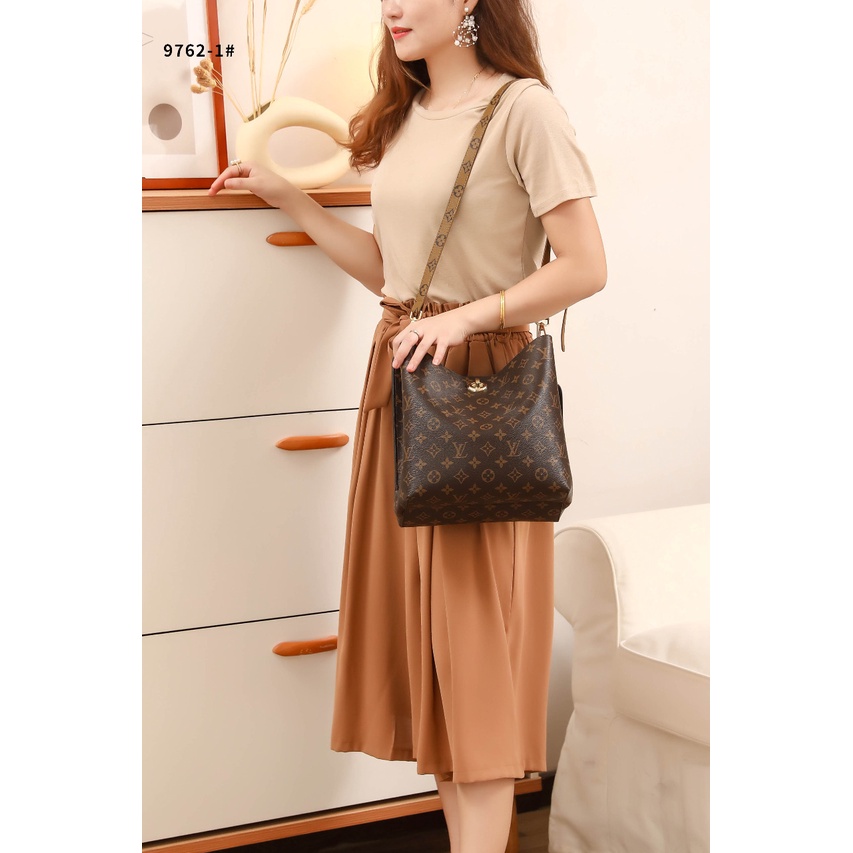 Bucket Bag With Pouch #9762-1