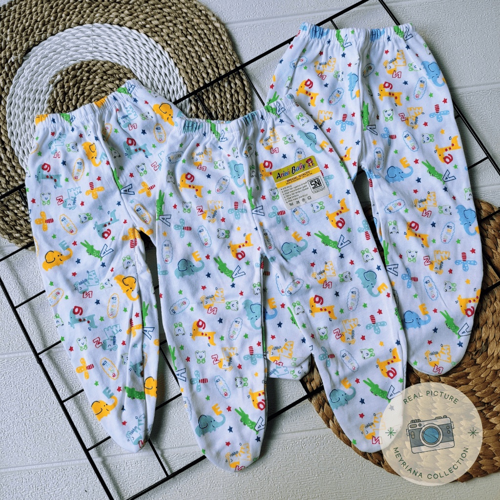 3 SET Celana Panjang Tertutup Bayi Baru Lahir / 3 PCS Celana Tutup Kaki Bayi Newborn / 3 Celana Tutup kaki Putih Motip SNI Bayi Baru Lahir Meyriana Collection