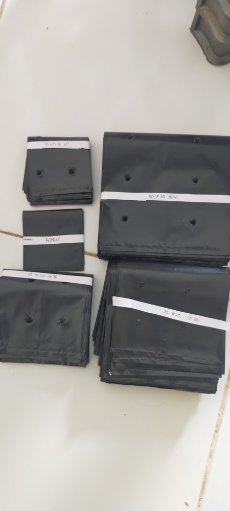 Polybag/ Polibek Tanaman Ukuran 25x25 (uk Lipat 25 Cmx 12,5 Cm) Per Lembar [min. Order 5 Lembar]