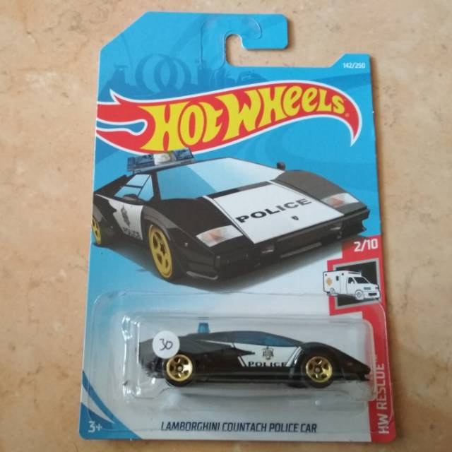 hot wheels hotwheels lamborghini countach police car polisi mobil