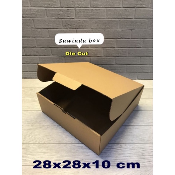 

kardus karton box uk. 28x28x10 cm .......model kardus pizza