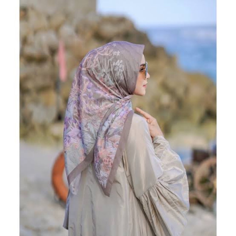 Buttonscarves The Little Mermaid in Taupe