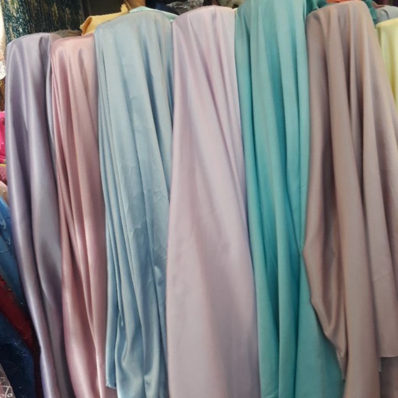 Kain satin VELVET/ Satin velvet by Roberto cavali/ kain polosan