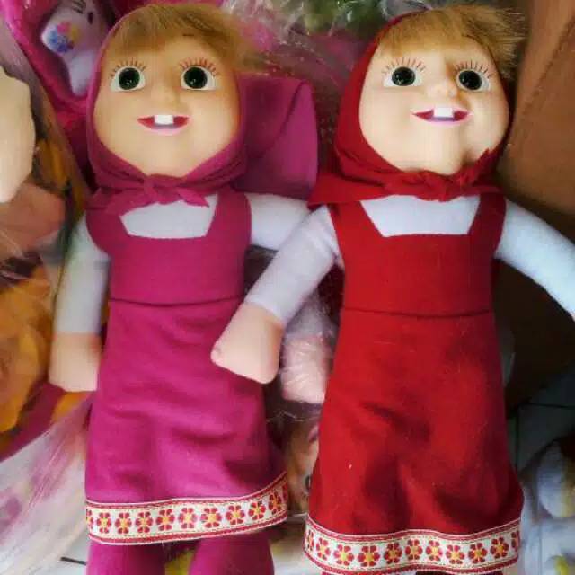 Boneka anak perempuan