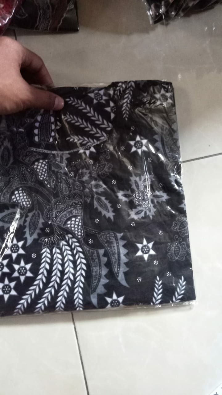 Maura Couple - Sania Ruffle Batik Couple