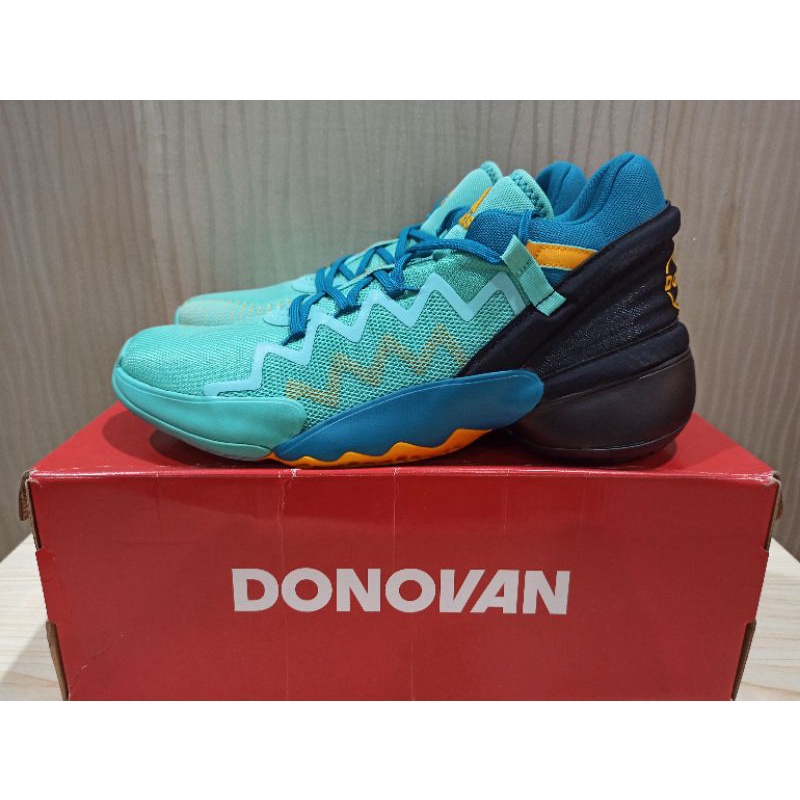 Sepatu Basket Adidas DON Issue 2 GCA Avatar