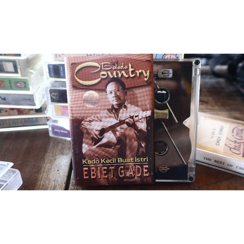 kaset  ebiet g ade  best country