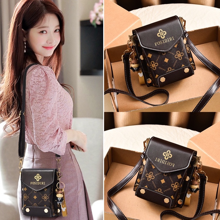 Tas Selempang Wanita Versi Korea dari Tren Baru Tas Ponsel Messenger Tas Fashion Wanita Satu Bahu Retro Tas Persegi Kecil Tas Ponsel Mini Trend Sling Bag Chain Shoulder Bag Tas Ponsel Utusan Tas Fashion Wanita