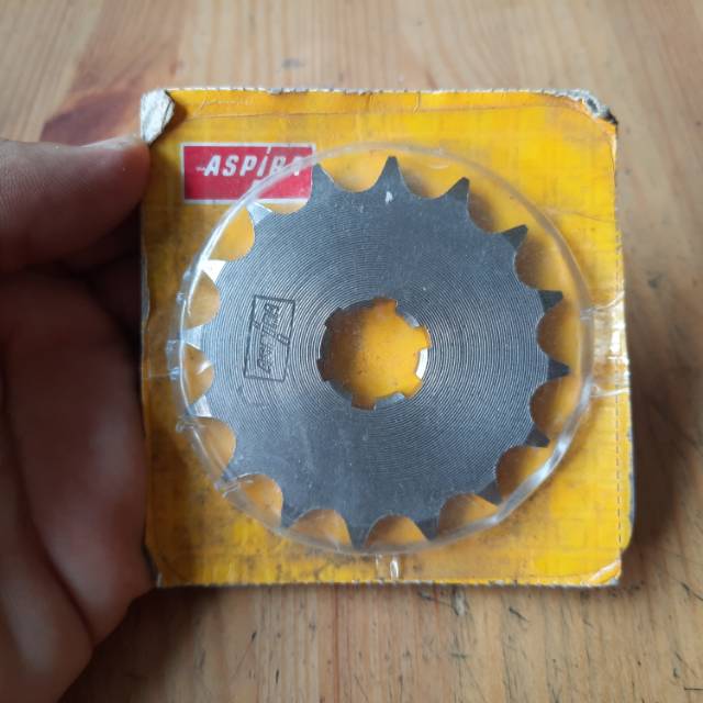 Gear Gir Gigi Depan Sprocket Drive 16T Yamaha Rxz RZR Original Aspira