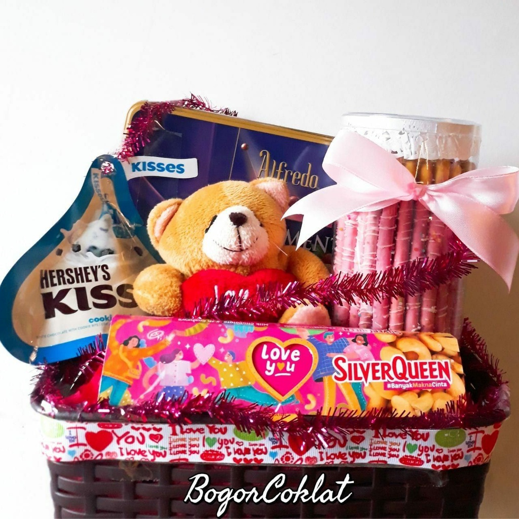 

Hampers Valentine Love You