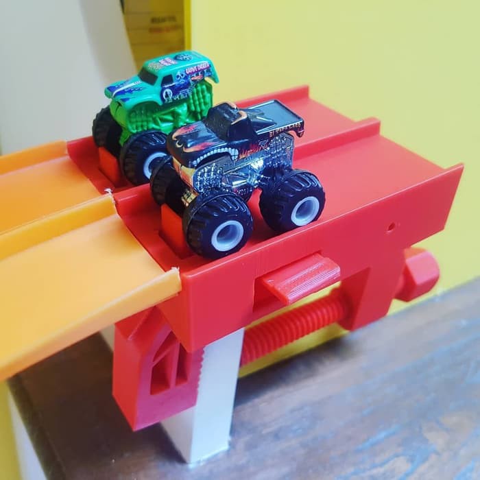 hot wheels 2 lane start gate