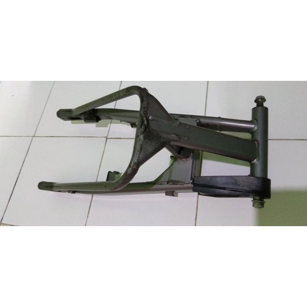 Arem Arm Kawasaki Ninja RR Original Copotan Swing Arem Ninja RR New Silver