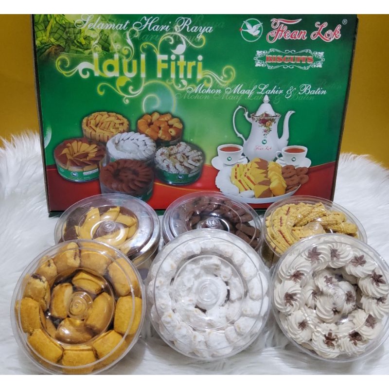 

Kue paket / hampers isi 6 toples / jenis kue edisi lebaran Hampers Parcel Lebaran / Biskuit Toples