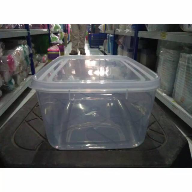 Toples bening trisula pack isi 12 pcs ukuran 1800 ML