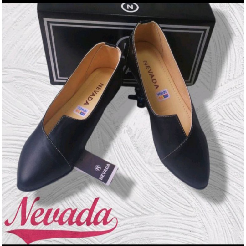 Sepatu Wanita Nevada Kantor Formal Hitam & abu kode ger merk Nevada