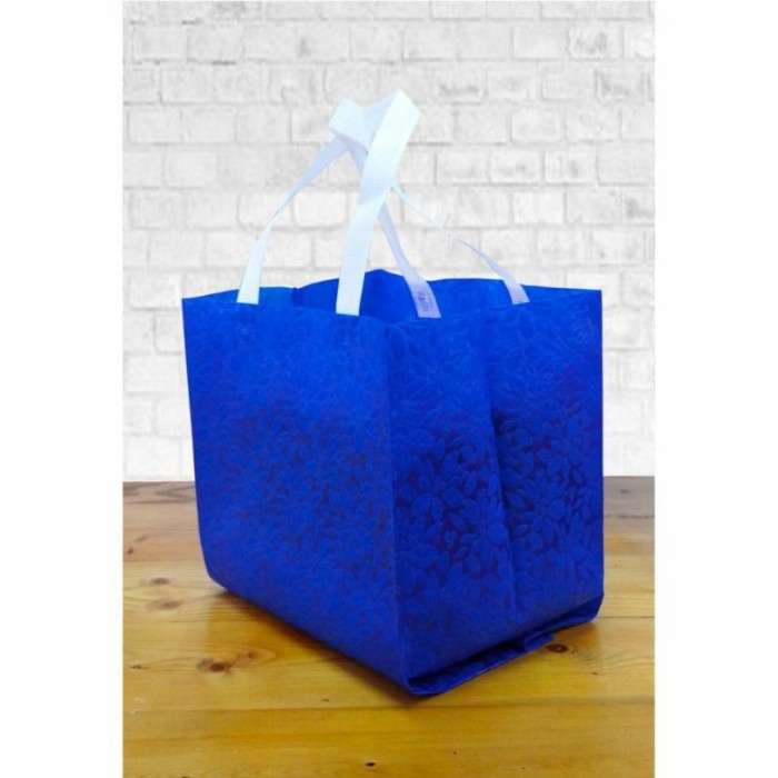 

NEW RYAGAKO Goodie Bag Tas Spunbond 3D Kotak 24x24 cm Hajatan Souvenir - Biru