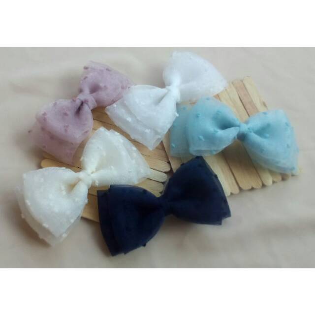 

Aplikasi pita organza dottie