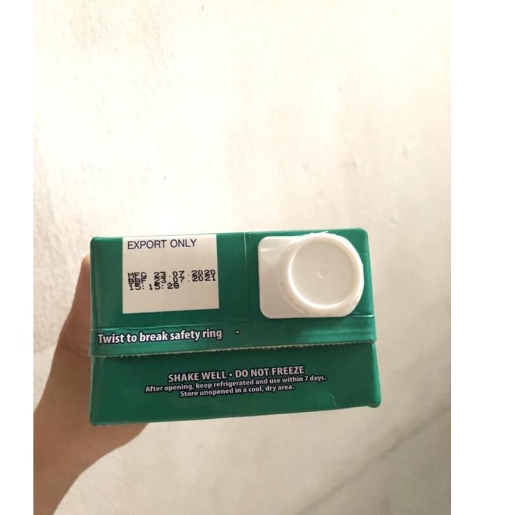 

Barang baru--Susu Almond Original 946 ML / Almond Milk / Almond Breeze Blue Diamond