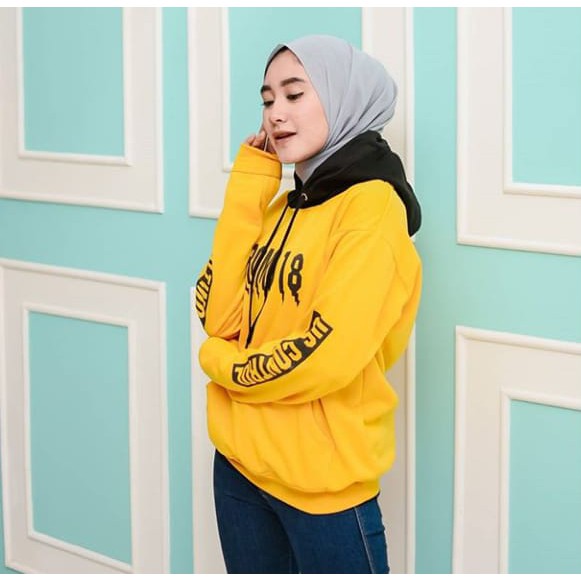 Sweater Wanita Keren Berkualitas - Promo 18