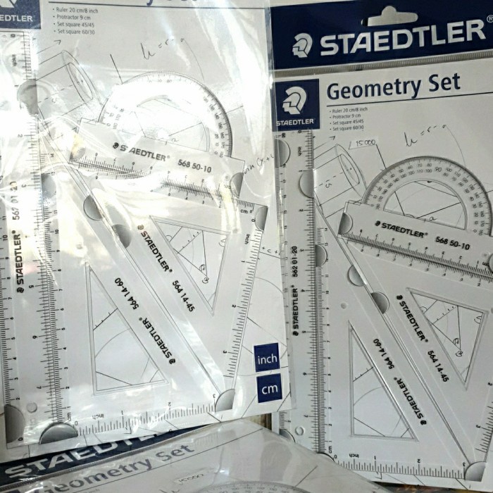 

Kusus Hari Ini Penggaris Staedler / Geometry Set Trendi