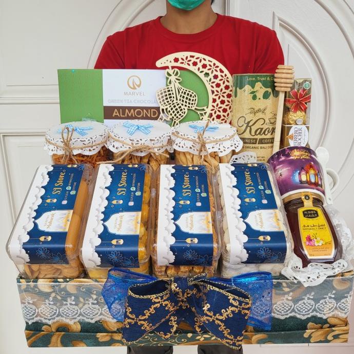 

Paket Box Hampers Lebaran Parcel Idul Fitri Ramadhan Kue Kering 80 Amandadevana