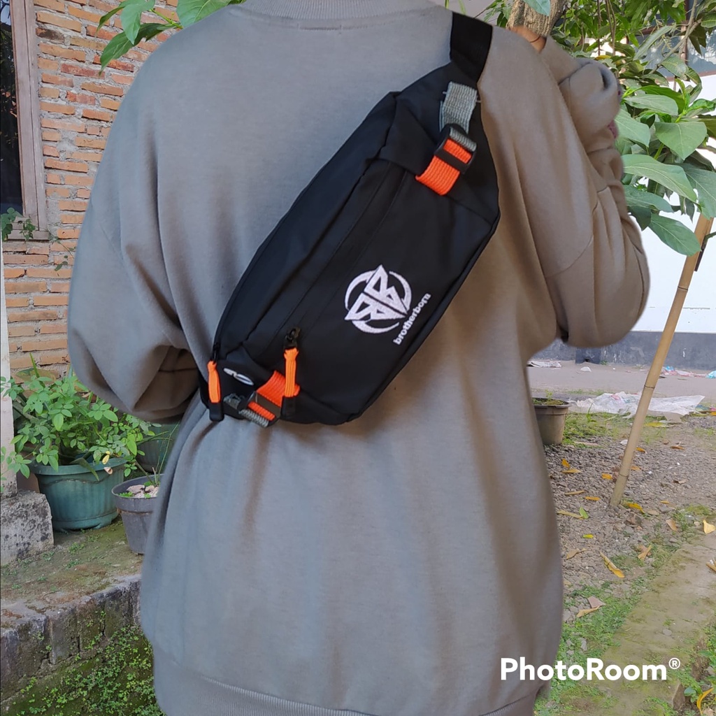 Tas slempang selempang WaistBag Pria Gaul Terbaru bisa pinggang dan bahu TNF the nort face