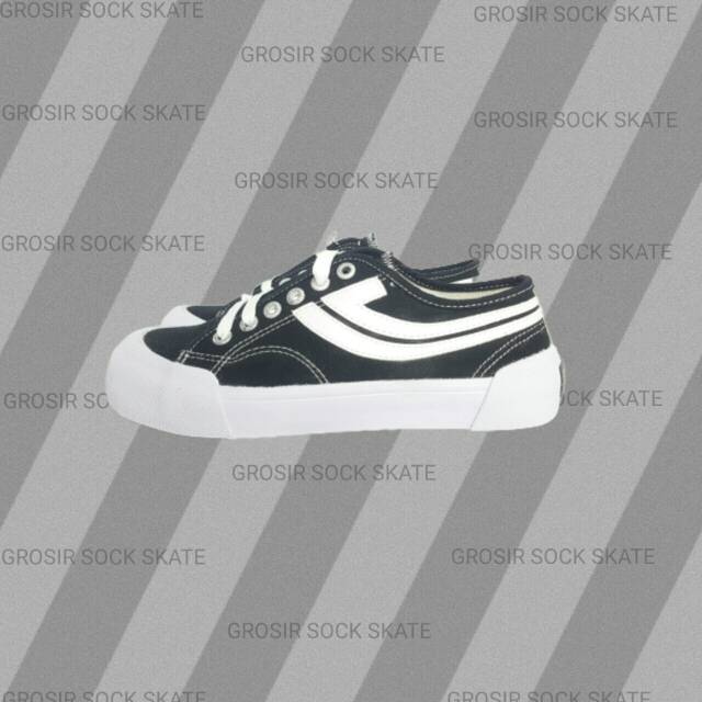 Sepatu Johnson Galaxy Pro Low Cut Black White