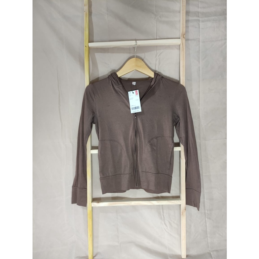 UNIQLO JAKET CEWEK SISA EXPORT BRANDED SIZE S