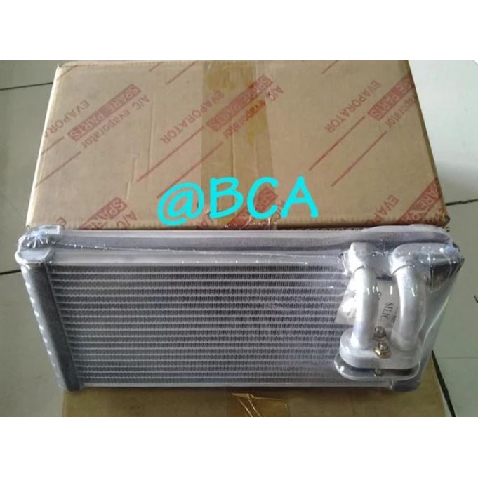 Evaporator Cooling Coil Ac Mobil Toyota Kijang Innova Belakang