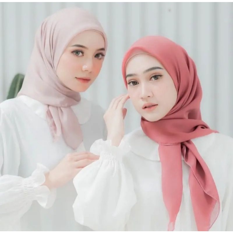 Hijab Bella Square Premium / Jilbab Bella Square Segi Empat Polos