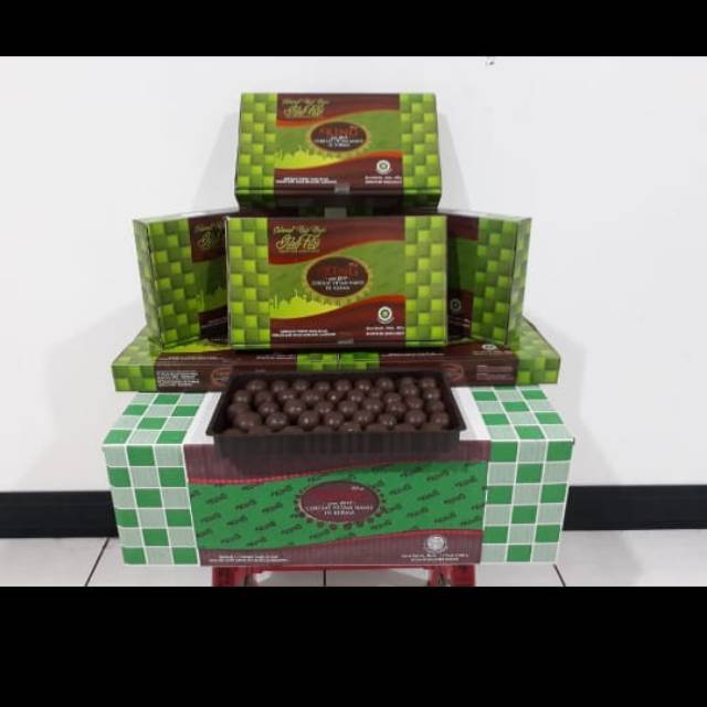 

D'King "Coklat Isi Kurma