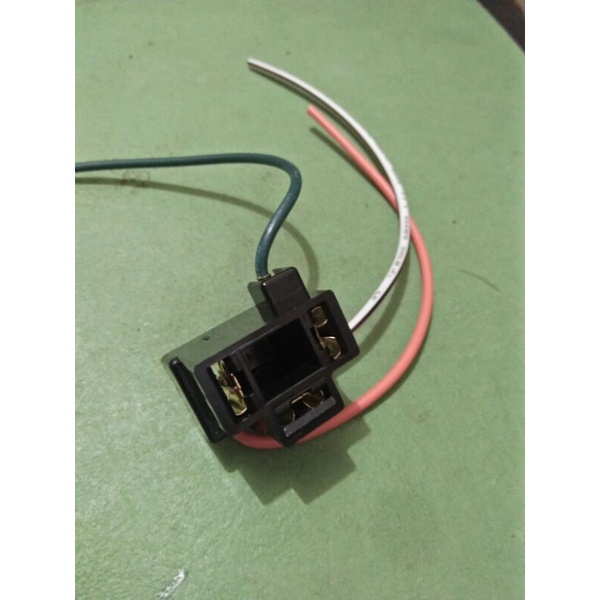 Fiting lampu depan motor vixen