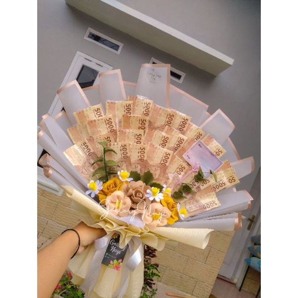 

BUKET UANG 25 LEMBAR BUKET GIFT MONEY BUKET