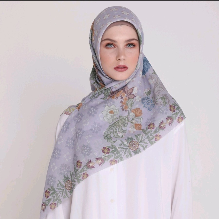 Puru Kambera Lilac Gray Scarf